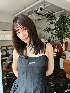 ガーランドギンザ(Garland Ginza) レイヤーカットグレージュカラーミディアム♪