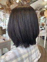 シェリ ヘアーアンドメイク(Cherie hair＆make)&nbsp;ナチュラルな艶髪ストレートスタイル