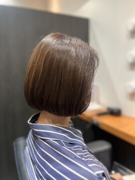 アミックス Hair&Make Amix KOKUSAIHOTEL ナチュラルボブ