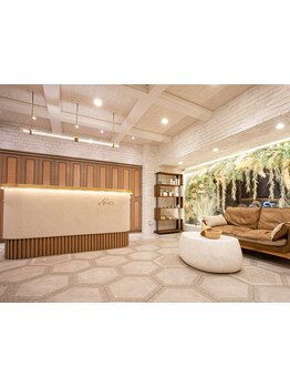 【HPB AWARD 2024~2025 2年連続 BEST SALON SILVER Prize受賞】[オーガニックハーブカラー+カット\5000]