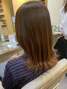 ヘアリゾート粋 ウナム 新宿東口店(enam) くびれミディ/オレンジブラウン