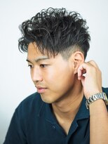 ブロートーキョーバーバーショップ 神田店(Bro Tokyo BARBERSHOP)&nbsp;ツーブロック アップバング