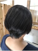 ショートボブ