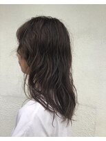 カミリー(Kamily)&nbsp;#スモーキーアッシュにナチュラルパーマ