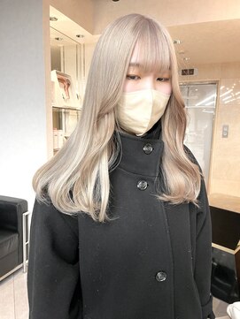 ソワンドブレスセルン 心斎橋(soin de brace cerne) White blonde