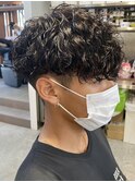 ツイストスパイラルパーマ波巻きスパイラル刈り上げマッシュ