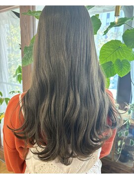 インビテーション(invitation) シアーオリーブ