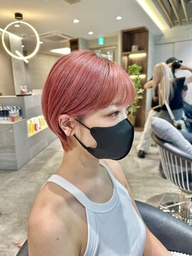 トイロ 新宿(Toiro) 耳掛けコンパクト丸みショート