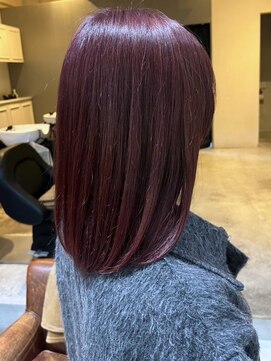 セプト 天神大名(SEPT.) ワインレッド 暖色系 ミディアム 艶髪 髪質改善カラー