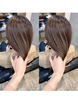 シー.(SHE.)&nbsp;ハイライトベージュ×ロングレイヤー