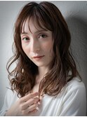 シースルーバング韓国風巻き毛先パーマふわミディu上尾30代40代