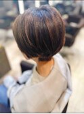 丸み重めショートボブ/白髪ぼかしハイライト/暖色系カラー