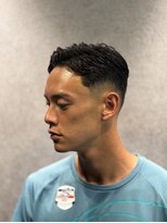 フジヤマバーバーショップ アジト(FUJIYAMA BARBER SHOP ajito)&nbsp;ローフェード　七三