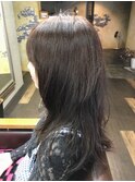 ピンクグレージュ×グラデーションカット