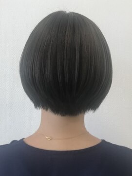 クアトロ グランシュ 川崎店(QUATRO × GranCieux) 明るく出来ないけど真っ黒は嫌って方にオススメカラー