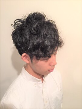 アンティコ(Antico) ツーブロックスパイラルマッシュ 流行 モテ髪 イケメン束感