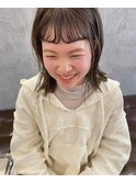 前髪パーマ×透けベージュカラー