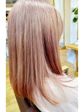 リビングヘアルーム(LIVING HAIR ROOM) 春のベージュ