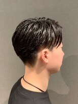 ビーダンディー(Bee dandy) ビジネスフォーマルマッシュショートツーブロックセンターパート