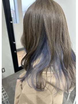 リグ 横浜(Lig.) ケアブリーチハイトーンブルーインナーカラーブルーカラー