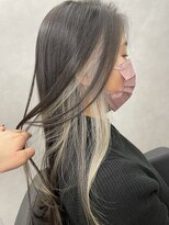 ジエクト カナウ(The Ect canow)&nbsp;インナーホワイトカラー　モードヘア　インナーカラー