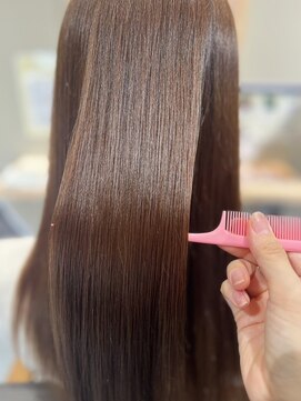 リタ(Rita) 髪質改善ヘアエステ・カットカラー