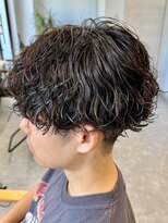 フゥ 宇都宮(FeU)&nbsp;波巻きスパイラルパーマツイストパーマメンズマッシュパーマ