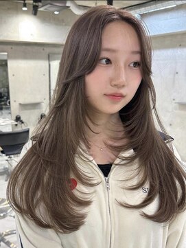 サイン 渋谷(SIGN) ザクザクレイヤーカット巻き方簡単ロング韓国アイドル表参道渋谷