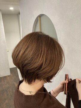 キー(KEY) ショートボブ