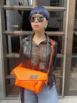 ビビト(bibito) bibito ネイビー マッシュウルフボブ 大人のモードヘア