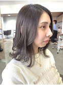 大人女性のミディアムレイヤー