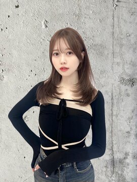 アディション 新宿(ADITION) 明るめベージュ/ワンカールレイヤーカット