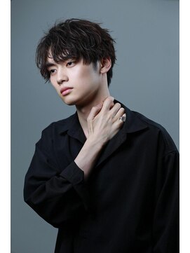 リップス 自由が丘(LIPPS) 無造作波巻きスパイラルパーマセンターパートウルフマッシュ