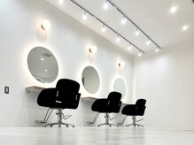 アグ ヘアー リガーレ 盛岡本宮2号店(Agu hair ligare)の雰囲気（ゆったり寛げる居心地の良い空間です。）