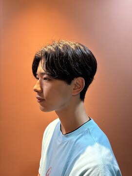 ニア(near) 毛流れパーマ