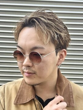 スウェル 稲毛店(Swell) サーフカール/フェザーパーマ/ブルーブラック/稲毛駅/眉毛