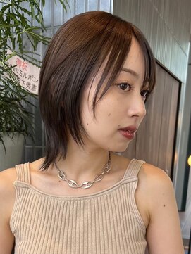 ノード(NODE) 栄くびれ巻き透明感ショートヘアスタイル