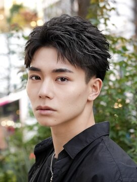 フィフス トウキョウ (fifth TOKYO) 渋谷フェザーパーマアップバングヘアメンズカット毛流れパーマ