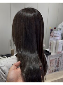 ケンジ 平塚 アネッタ(KENJE annetta) 艶髪ストレート　髪質改善カラー　髪質改善トリートメント