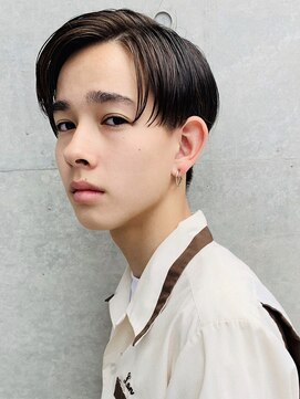 フィフス(fifth) トランクスヘア ソフトツーブロック 刈り上げ 七三オールバック