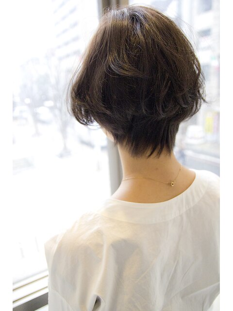 【Allie】アッシュブラック×大人カワイイショートヘアカールver