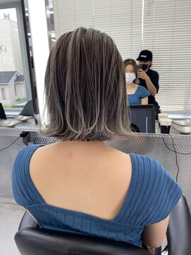 イキ 表参道(iki omotesando) モード/無造作ウェーブ/大人ガーリー[表参道駅]