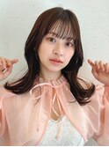 Unami くびれミディアム　シースルーバング　外はねパーマ