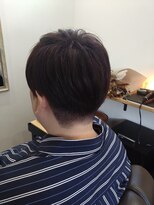 ユニ ヘアサロン イシグロ(yuni HAIRSALON ishiguro)&nbsp;女性のツーブロック刈り上げスタイル