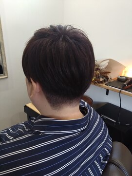 ユニ ヘアサロン イシグロ(yuni HAIRSALON ishiguro) 女性のツーブロック刈り上げスタイル