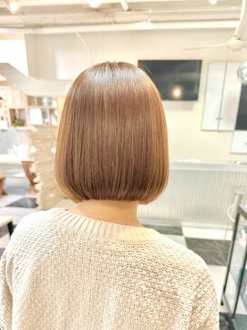 テテ(TETE) ボブ/縮毛矯正/コンパクトボブ/タッセルボブ