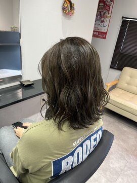 バロン(baron.) ブリーチ無しウェーブミディアムオリーブカラー