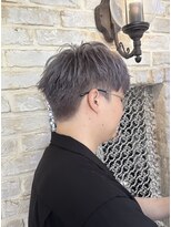 ルクスバイアフィナー(Luxo by Afinar) luxo by afinar 刈り上げショート×シルバーアッシュ
