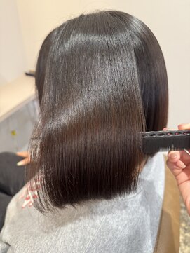 ユッカ 梅田(YUCCA) 【 YUCCA 】大人可愛い20代30代40代 ボブ/切りっぱなし