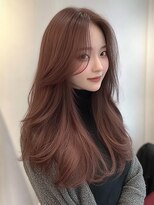 ジゼル 博多筑紫口店(GiseL)&nbsp;ロング　レイヤーカット　センターパート　透明感　ブラウン